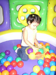 frankieplaypen.jpg